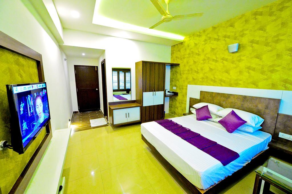 Qik Stay @ S.K. Continental Mysore Exterior foto