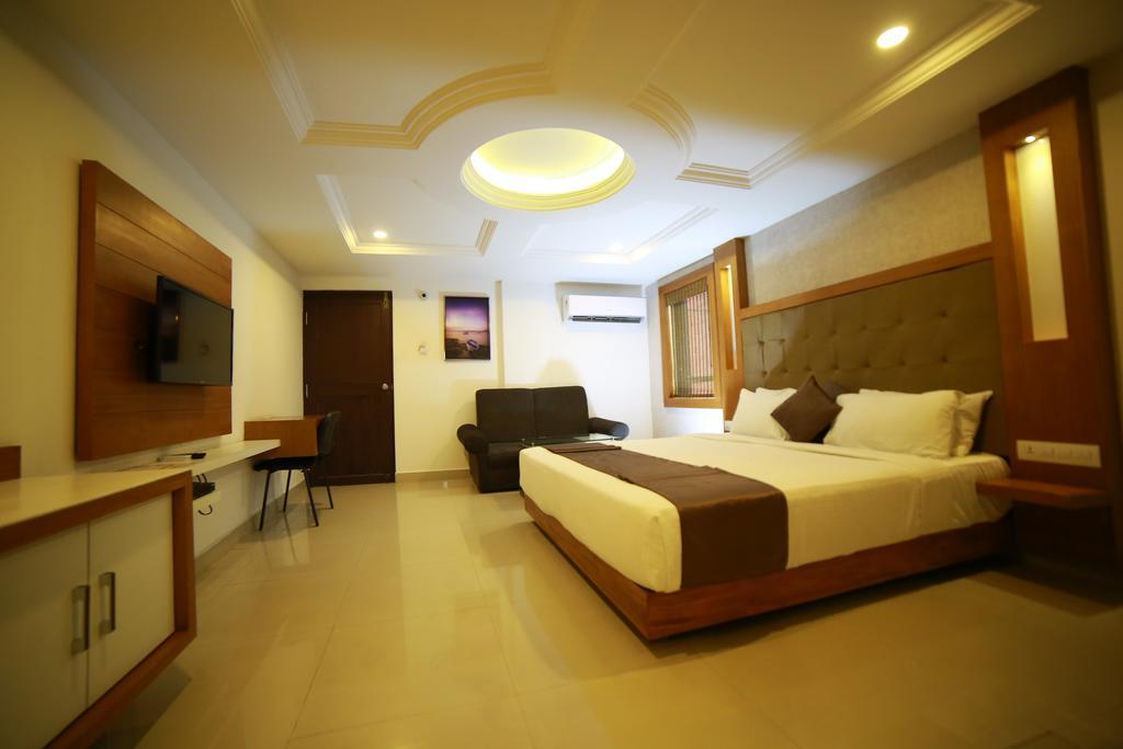Qik Stay @ S.K. Continental Mysore Exterior foto